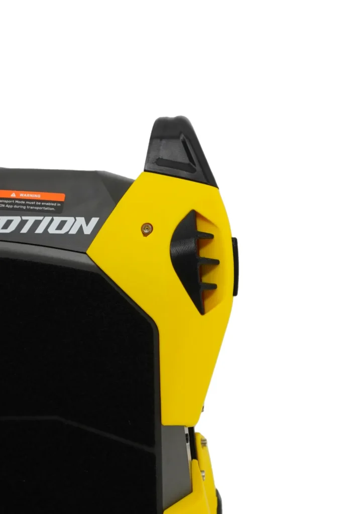 GrizzLights Horizon on Inmotion P6 with Grizzla Front Bumper - side view